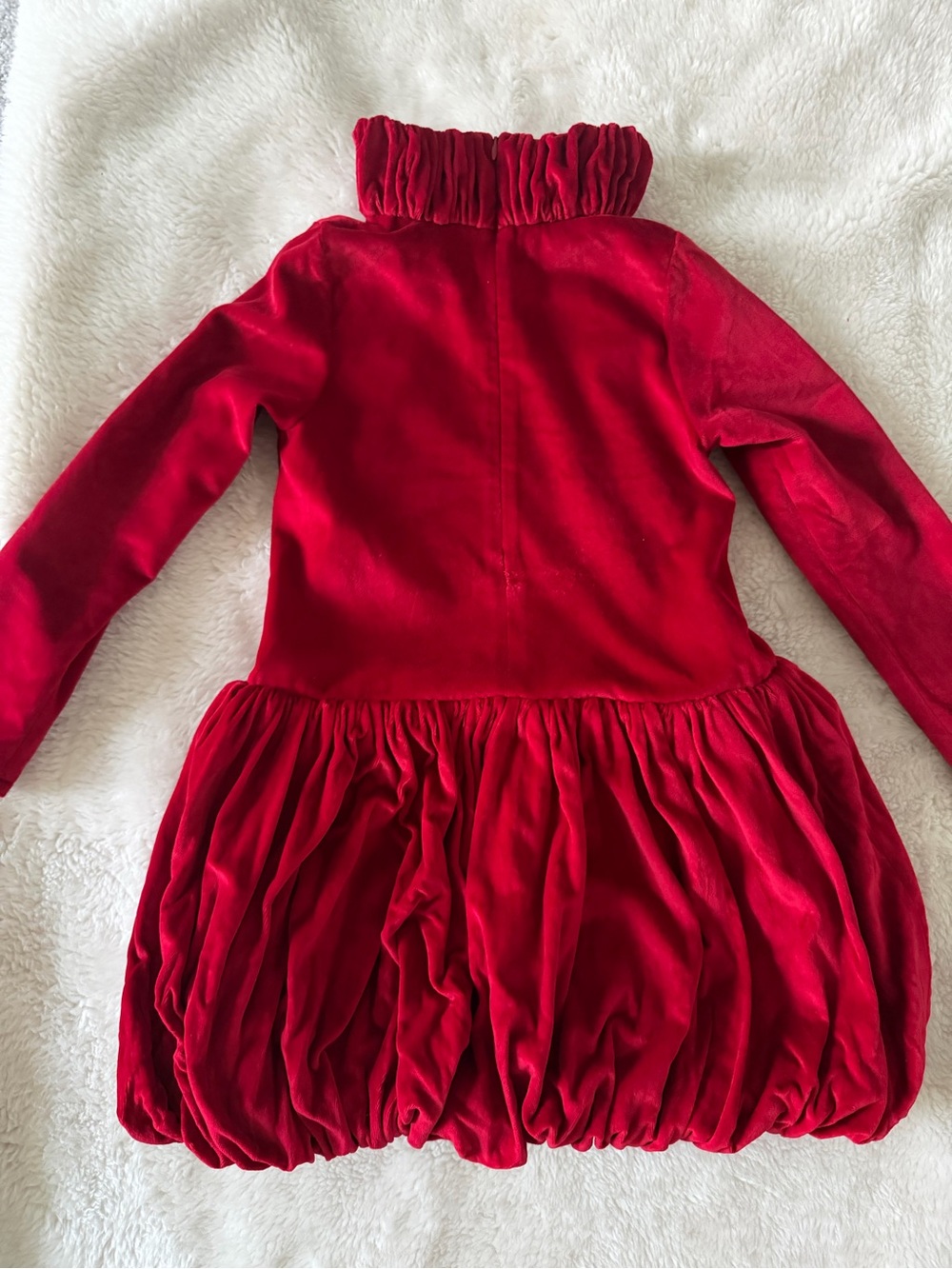 NIKOLIA Girls Red Velvet Ruffled Bubble Dress - Picture 10 of 17